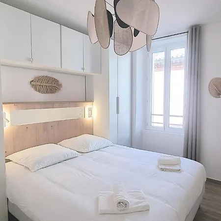 Apartment Sunny Neuf - Climatise - Centre *